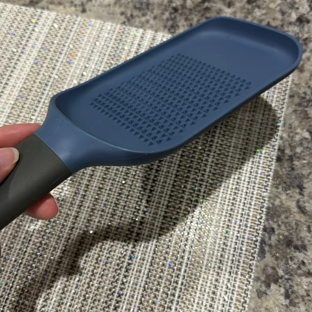Berghoff Multifunctional Paddle Grater - Picture 9 of 9